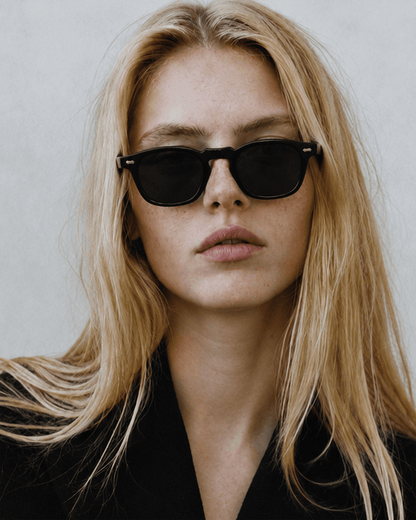 NJORD BLACK | Black