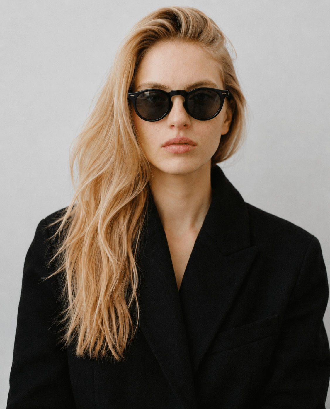 FREJYA BLACK | Black
